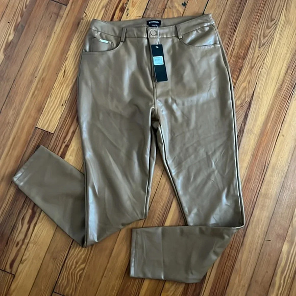 bebe Women's Faux Leather Pants in Classic Camel Color - NWT - Size 30 - Picture 1 of 11
